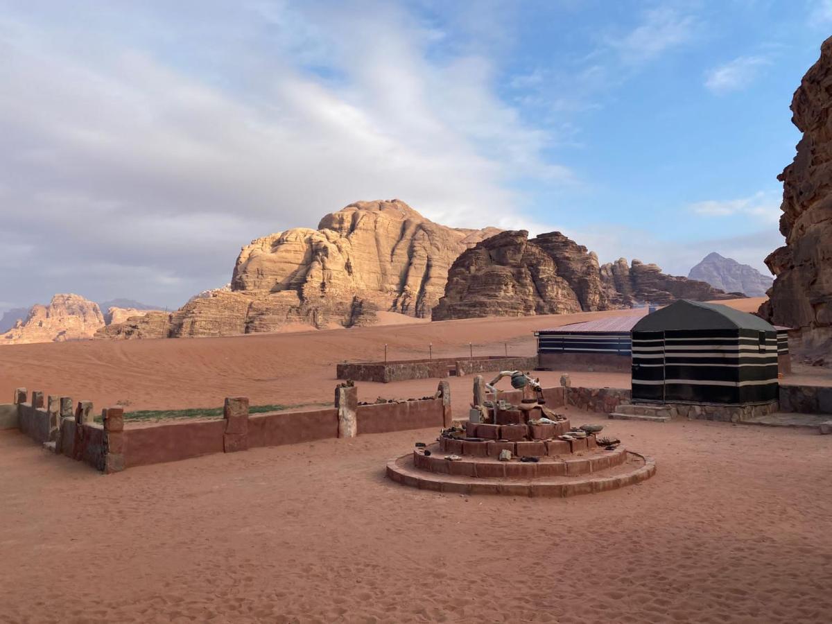 Bedouin Family Camp Hotel วาดิรัม ภายนอก รูปภาพ