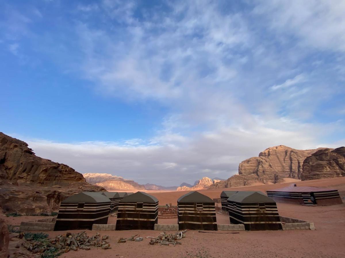 Bedouin Family Camp Hotel วาดิรัม ภายนอก รูปภาพ