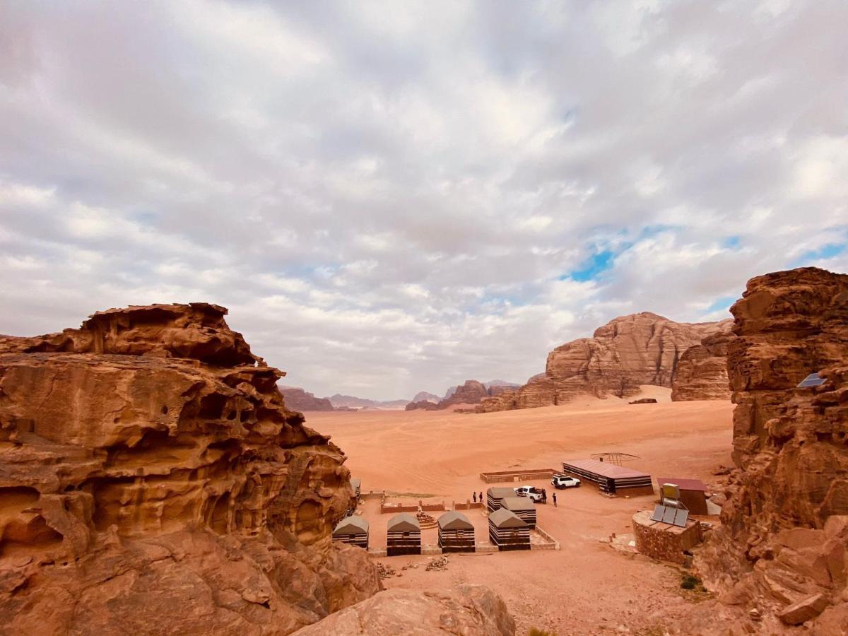 Bedouin Family Camp Hotel วาดิรัม ภายนอก รูปภาพ