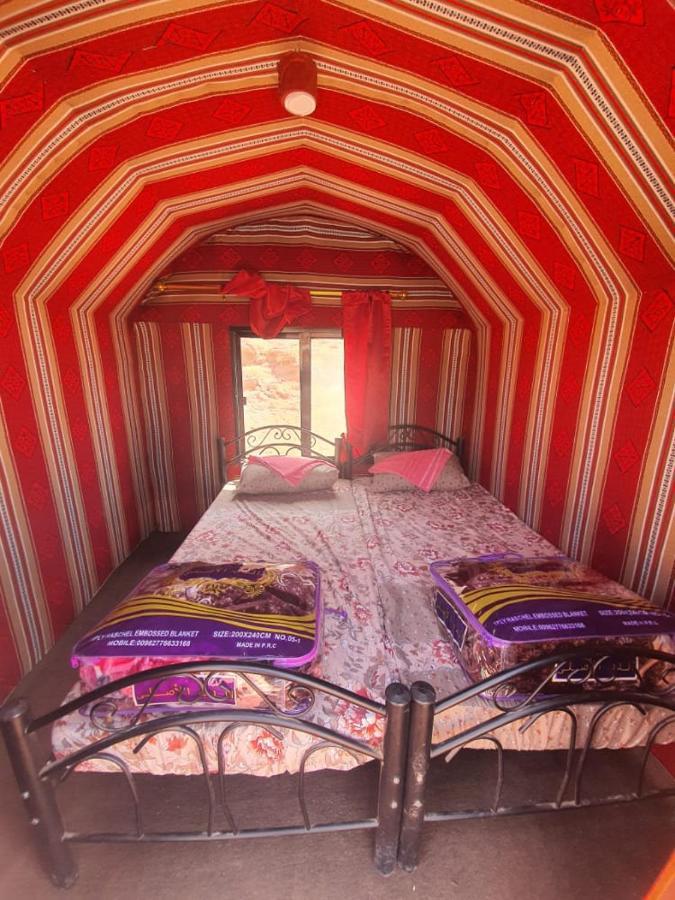 Bedouin Family Camp Hotel วาดิรัม ภายนอก รูปภาพ