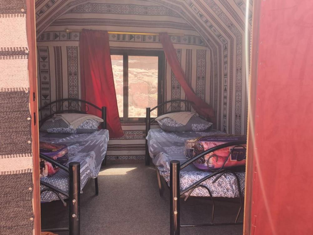 Bedouin Family Camp Hotel วาดิรัม ภายนอก รูปภาพ