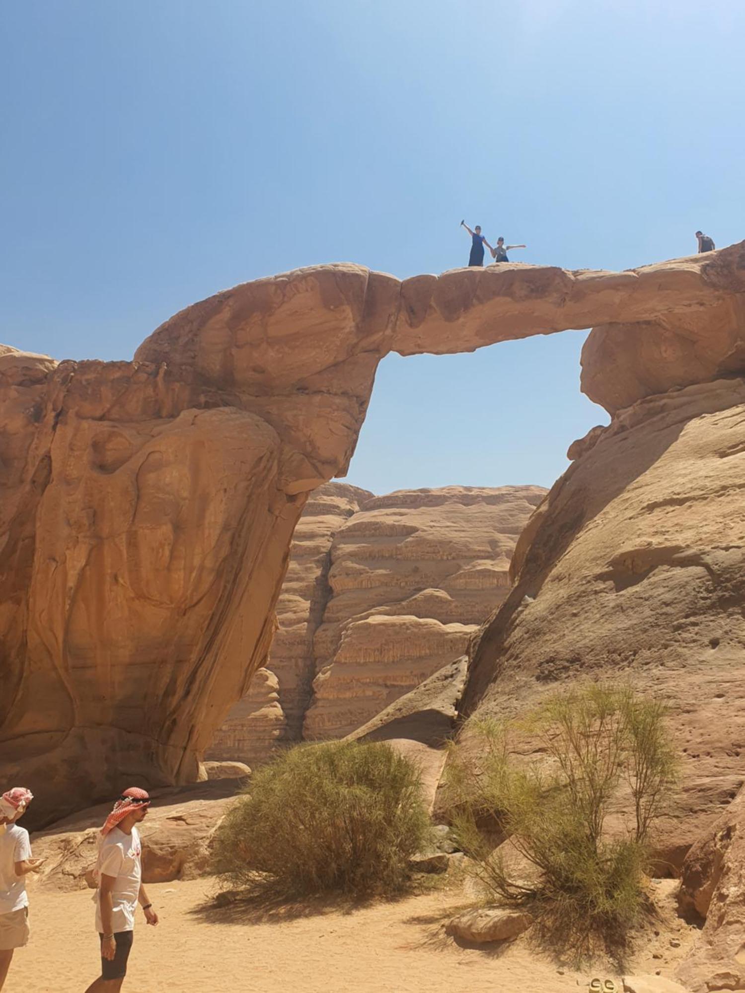 Bedouin Family Camp Hotel วาดิรัม ภายนอก รูปภาพ